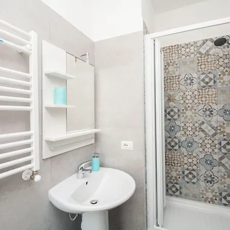 梵蒂冈七房旅馆 4*